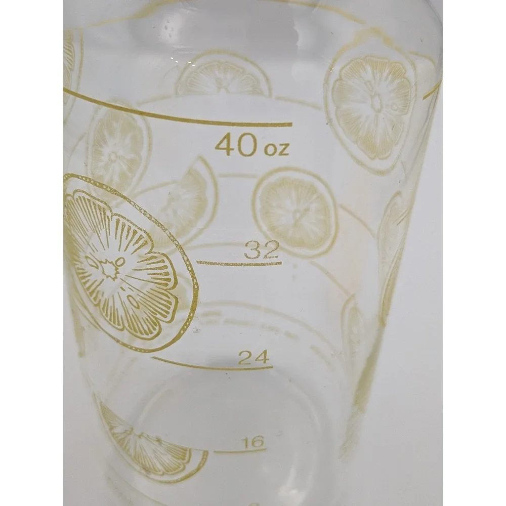 Vintage Pyrex Lemon Borosilicate Pitcher 1.5 Qt 7014 Yellow Juice Carafe 70s/80s